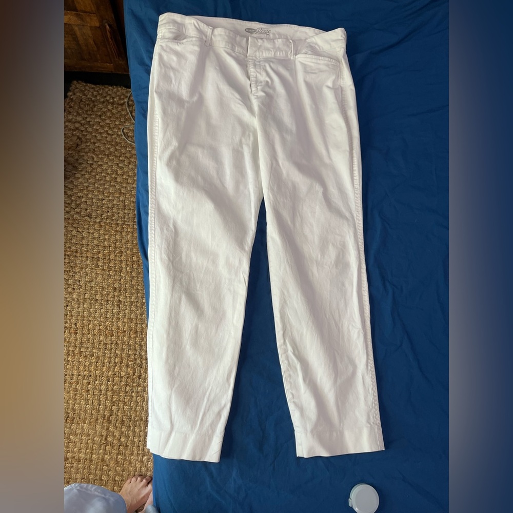 Old Navy Women's Straight Leg White Jeans